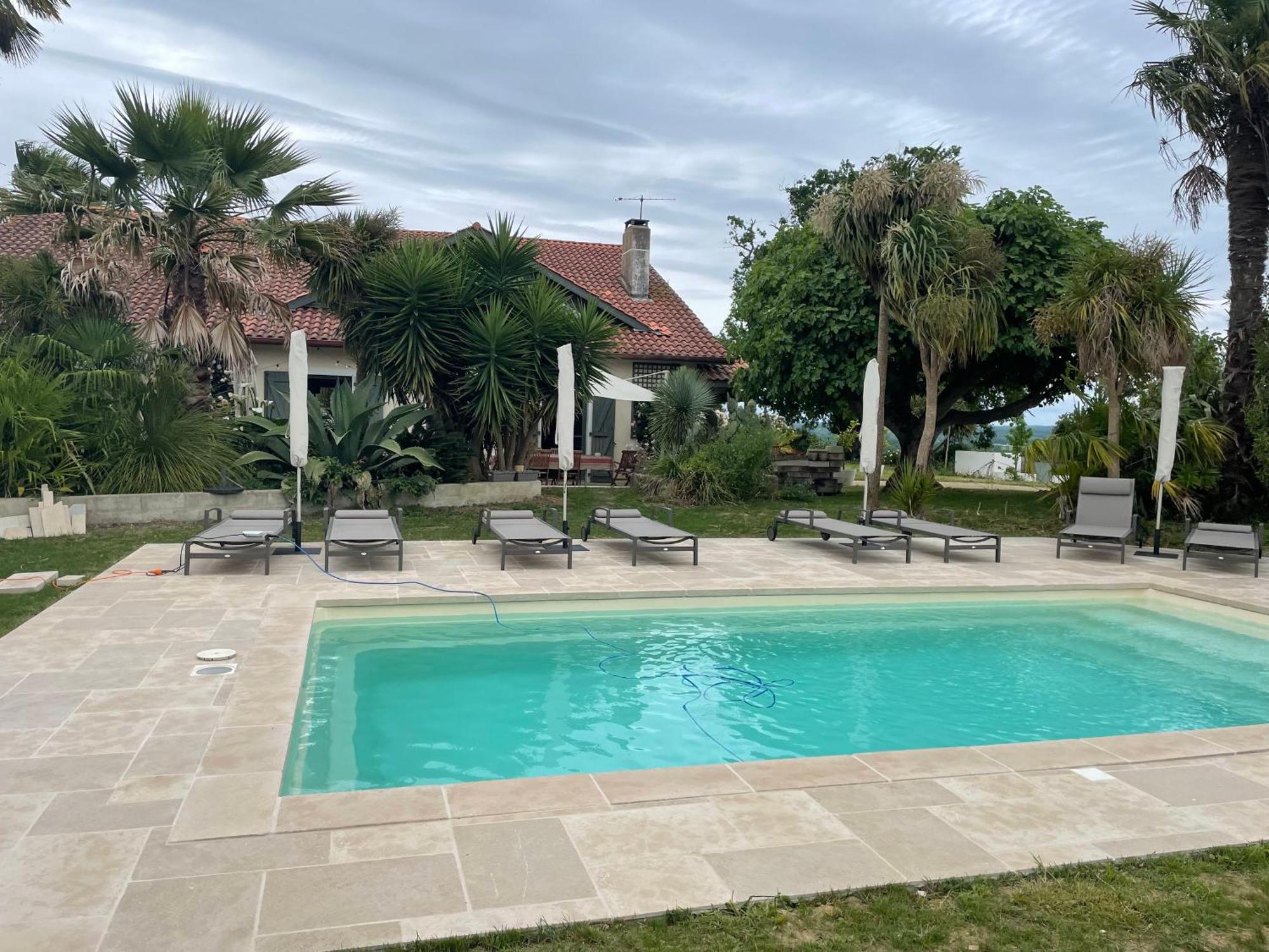 Apartamento La Bastide De Guiche Entre Ocean Et Montagnes Exterior foto
